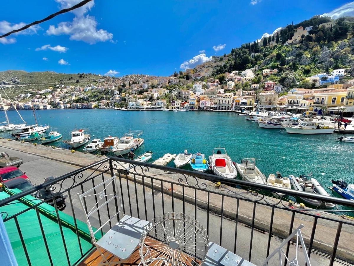 Nikolakis, Seafront - Harbor View Apartment Sými Luaran gambar